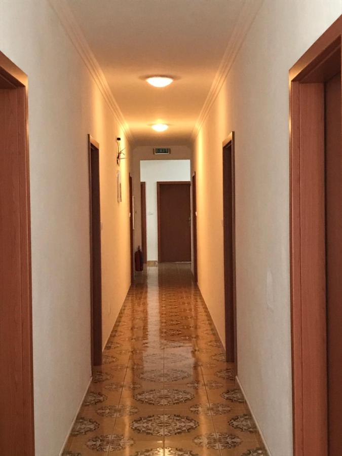 Penzion Aniko Diakovce-Sala Екстериор снимка